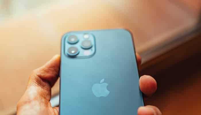Como corrigir falha na tela do iPhone 13